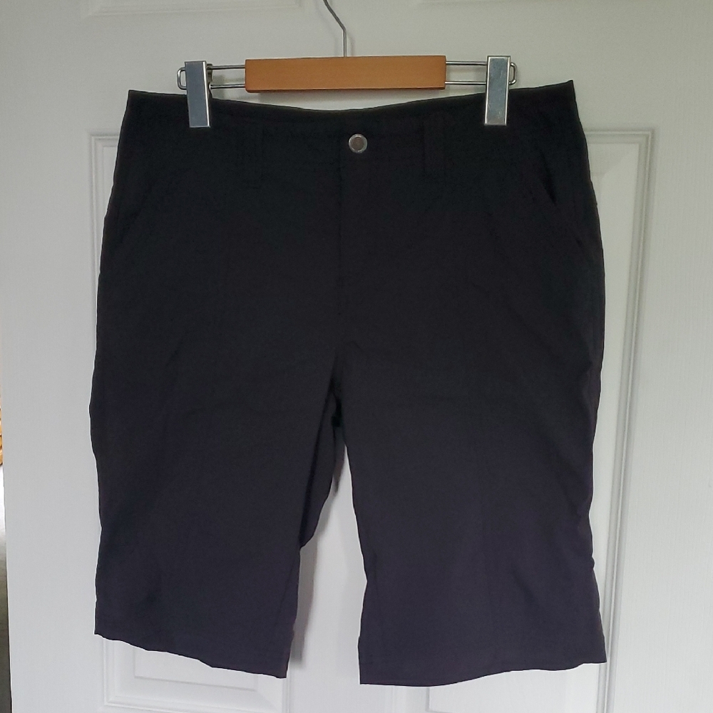 Women's Royal Robbins Black Shorts